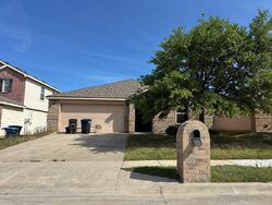 Pre-foreclosure in  Glen Eden Dr Fort Worth, TX 76119
