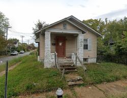 Pre-foreclosure in  Walbridge Pl Saint Louis, MO 63115