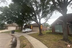 Pre-foreclosure in  Squirehill Ct Houston, TX 77070