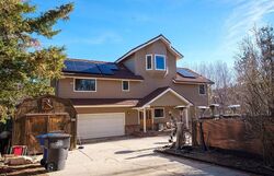 Pre-foreclosure in  Snowbird Dr Frazier Park, CA 93225