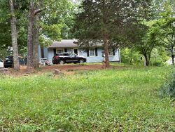 Pre-foreclosure in  Oliver Rd Altavista, VA 24517