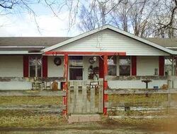 Pre-foreclosure in  E County Road 450 N Mooreland, IN 47360