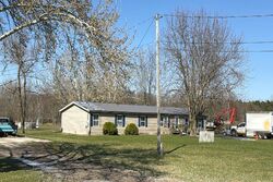 Pre-foreclosure in  W Farrand Rd Clio, MI 48420