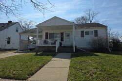 Pre-foreclosure in  Vermilya Ave Flint, MI 48507