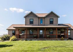 Pre-foreclosure in  56th Ave Hudsonville, MI 49426