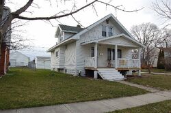  Fraser St, Bay City MI
