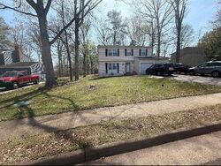  Macedonia Dr, Woodbridge VA