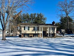 Pre-foreclosure in  Forest Springs Dr Stuarts Draft, VA 24477