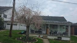 Pre-foreclosure in  Gould Ave Clarksburg, WV 26301