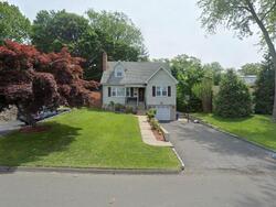 Pre-foreclosure in  Valley Ter Port Chester, NY 10573