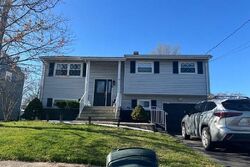 Pre-foreclosure in  Nagle Dr Somerville, NJ 08876