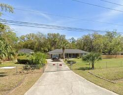 Pre-foreclosure in  Jones Rd Jacksonville, FL 32220