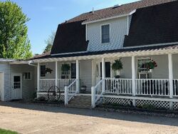  W 1st St, Tawas City MI