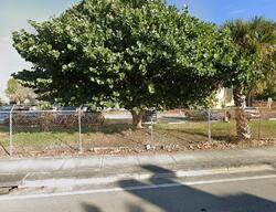  Nw 8th St , Miami FL