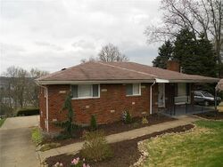Pre-foreclosure in  Woodland Rd Canonsburg, PA 15317