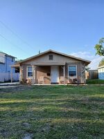 Pre-foreclosure in  Queensboro Ave S Saint Petersburg, FL 33712
