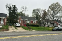 Pre-foreclosure in  Oxon Run Dr Temple Hills, MD 20748