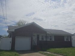 Pre-foreclosure in  Trexler Ave Portsmouth, VA 23704
