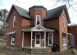  N Henry St, Milford IN