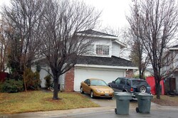 Pre-foreclosure in  WILLOW BEND PL Antelope, CA 95843