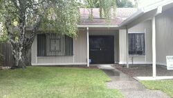 Pre-foreclosure in  Lucile Ave Stockton, CA 95209