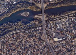 Pre-foreclosure in  La Riviera Dr Apt D Sacramento, CA 95826