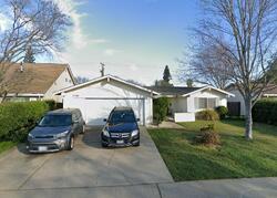 Pre-foreclosure in  Belhaven Way Sacramento, CA 95826