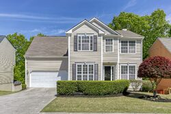 Pre-foreclosure in  Summerstone Trce Austell, GA 30168