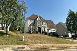 Pre-foreclosure in  Creekview Blvd Covington, GA 30016