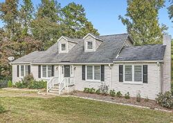 Pre-foreclosure in  Dornoch Cir Winston, GA 30187