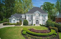 Pre-foreclosure in  Spyglass Hill Dr Duluth, GA 30097
