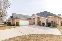 Pre-foreclosure in  Downshire Way Warner Robins, GA 31088