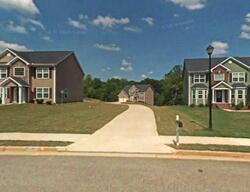 Pre-foreclosure in  Fox Den Dr Douglasville, GA 30135