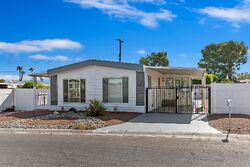 Pre-foreclosure in  Carlsbad Cir Thousand Palms, CA 92276