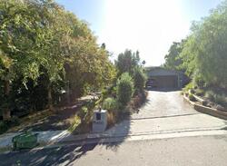 Pre-foreclosure Listing in DEERHORN RD SHERMAN OAKS, CA 91403