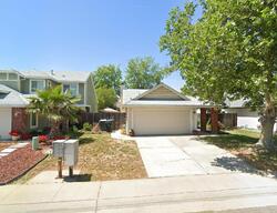 Pre-foreclosure in  Kingsbridge Dr Sacramento, CA 95829