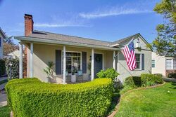 Pre-foreclosure in  San Miguel Way Sacramento, CA 95819