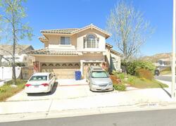 Pre-foreclosure in  Hidden Oak Pl Canyon Country, CA 91387