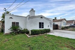 Pre-foreclosure in  Cometa Ave San Fernando, CA 91340