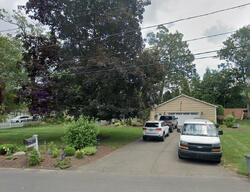  Valley Brook Ln, North Haven CT