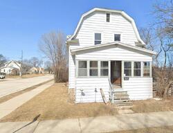 Pre-foreclosure in  Madison Ave South Milwaukee, WI 53172