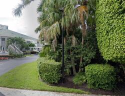 Pre-foreclosure in  Club Side Dr Naples, FL 34110