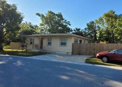 Palm Bluff St, Clearwater FL