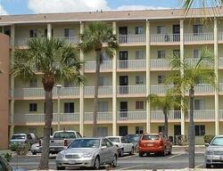  Lake Bayshore Dr, Bradenton FL