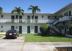  Arbor Dr , Hollywood FL