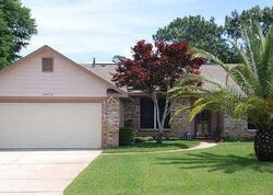 Pre-foreclosure in  Coral Creek Dr Pensacola, FL 32506