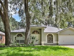 Pre-foreclosure in  Staysail Dr Valrico, FL 33594