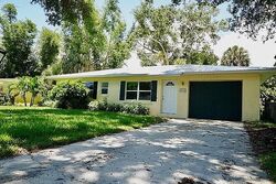 Pre-foreclosure in  37th Ave Vero Beach, FL 32960