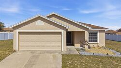 Pre-foreclosure in  Mystery Cir Davenport, FL 33837