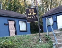 Pre-foreclosure in  Neal Ave Macon, GA 31204